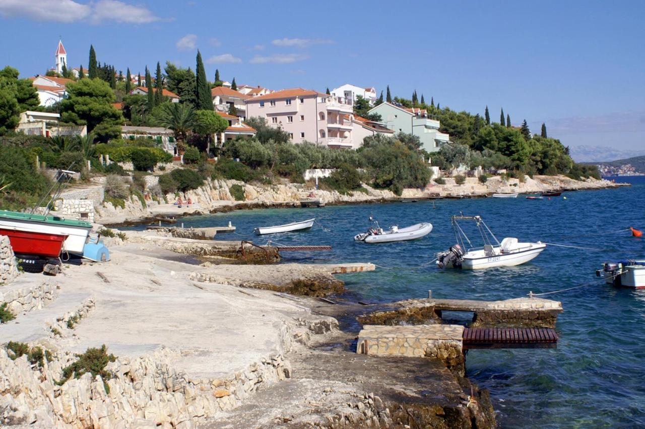 Apartments By The Sea Seget Vranjica, Trogir - 4884 Exterior photo